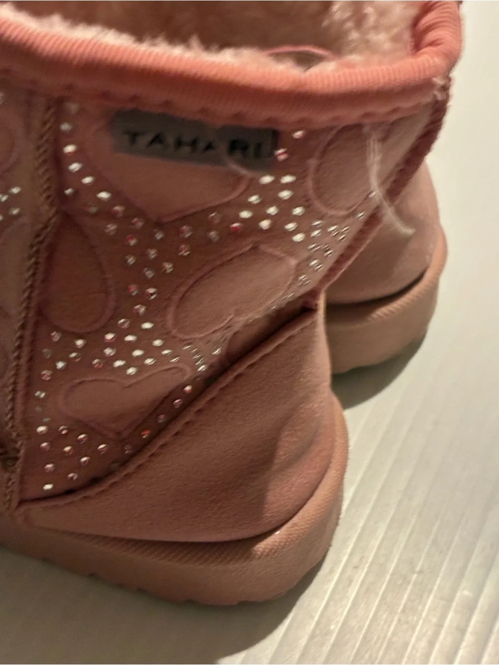 Tahari Girls Pink Heart Faux-Fur Winter Boots